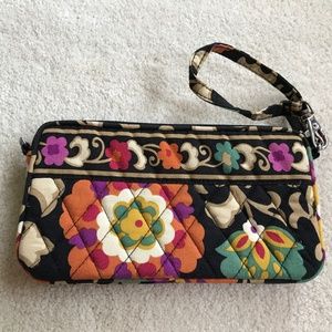 NWOT Vera Bradley Suzani Wristlet